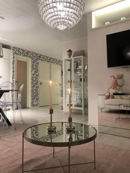 Snowcrystal Home With Jacuzzi And Sauna Rovaniemi Exterior photo